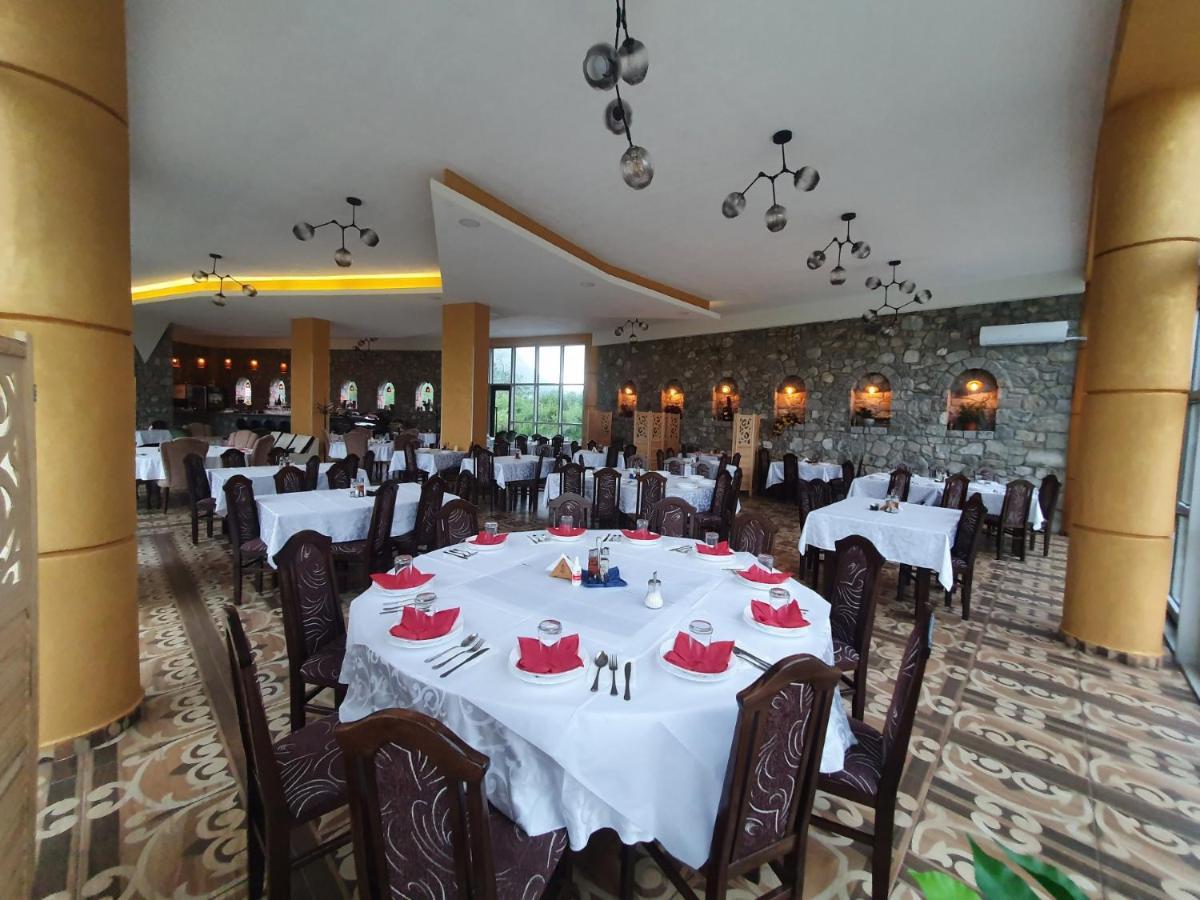 Hotel & Restaurant Ada Gusinje Exterior photo
