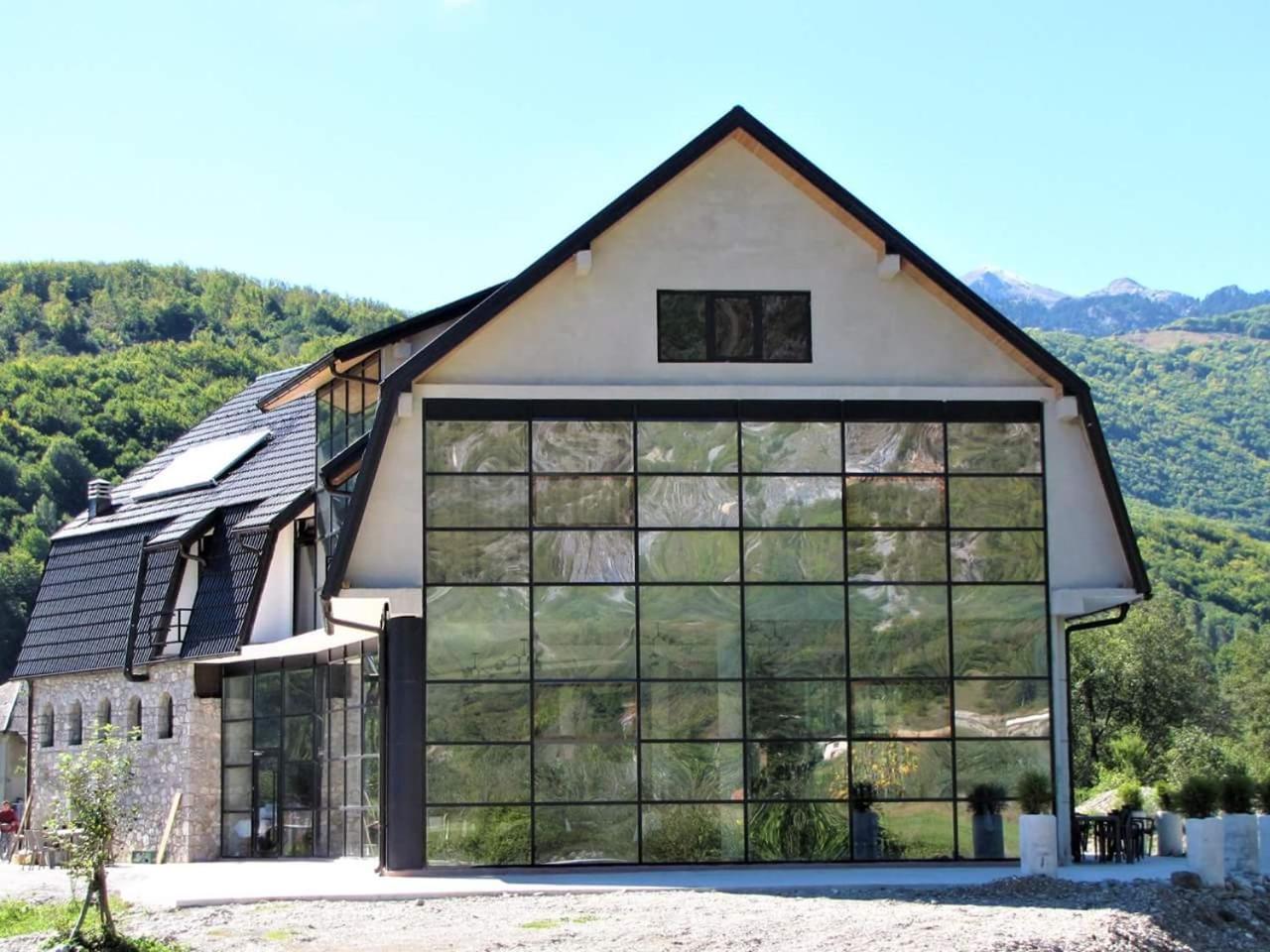 Hotel & Restaurant Ada Gusinje Exterior photo
